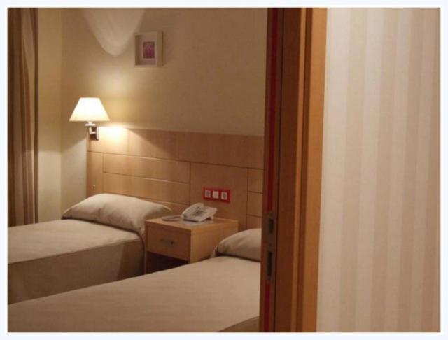 Hotel Villa De Zaragoza Casetas Kamer foto